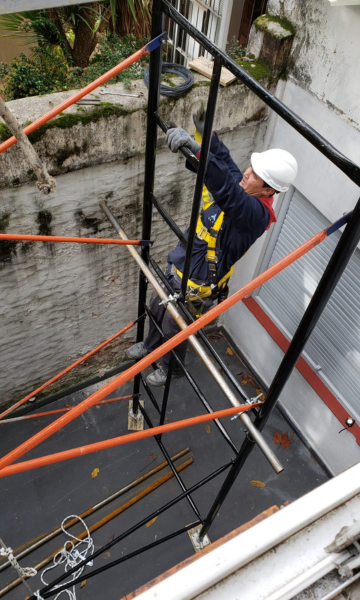 Detalle estructura andamio estándar